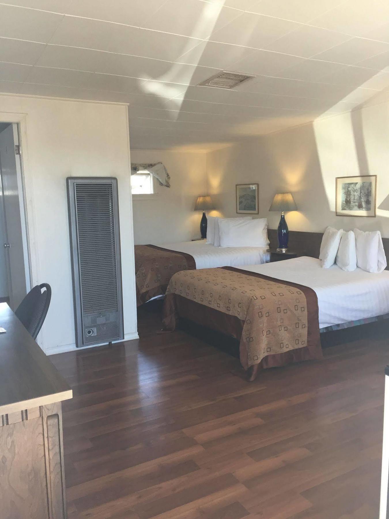 Robbie'S Motel Каш Крийк Екстериор снимка